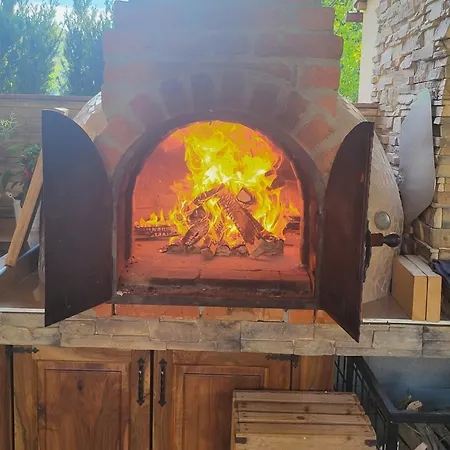 Luxusní stan Dobrena